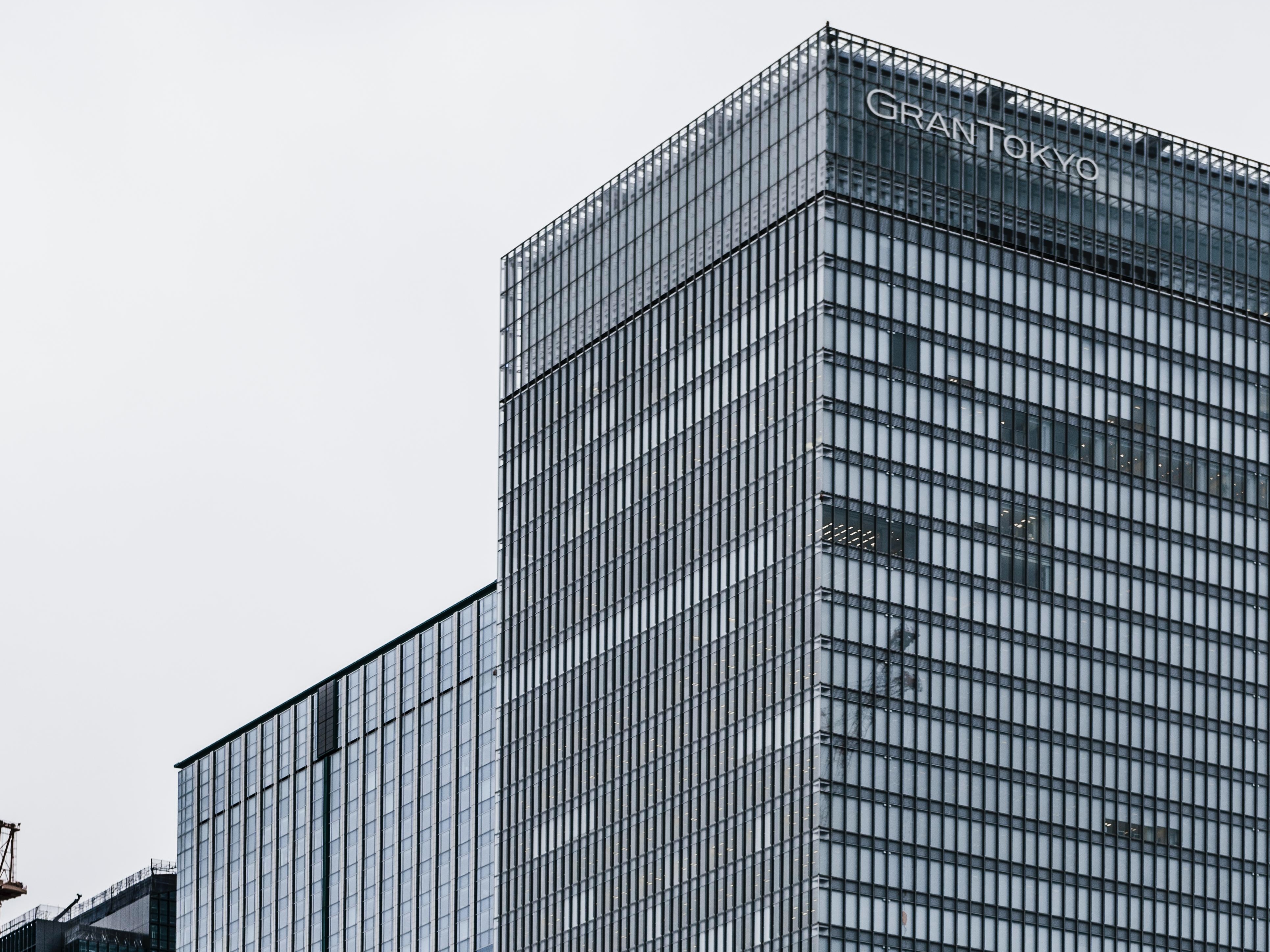 商业建筑：服务于写字楼、酒店等高端项目，通过定制化饰面实现保温装饰一体化。